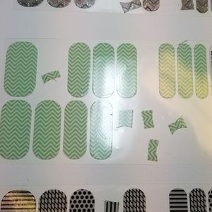 Jamberry Nail Wraps - Mint Green Chevron Partial